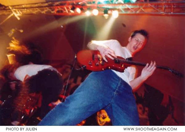 Engrave à Luxembourg (Liberation Festival), le 15-05-2003, par Julien — 3 sur 3